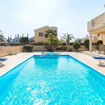 Villa Oceanview 066 *